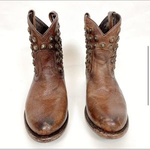 Frye Wyatt Disc Short Boots Studded